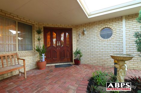 Property photo of 115 Le Souef Drive Kardinya WA 6163