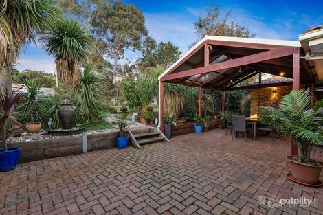Property photo of 21 Garnet Close Narre Warren VIC 3805