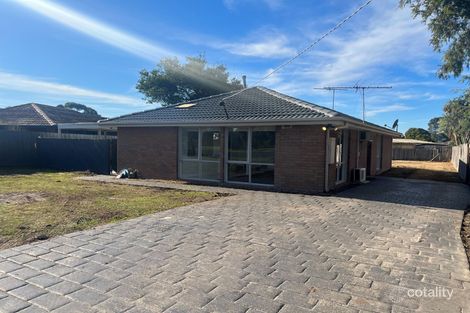 98 Racecourse Rd, Pakenham, VIC 3810