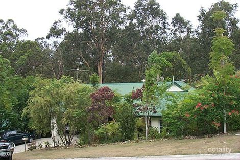 69 Maculata Dr, Chapel Hill, QLD 4069