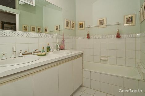 Property photo of 25 Culzean Crescent Highton VIC 3216