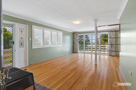 Property photo of 11 Ross Street Mount Lofty QLD 4350