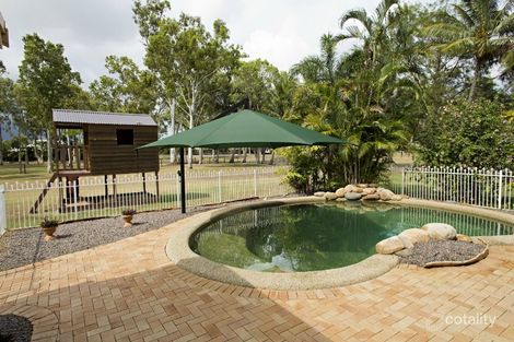 Property photo of 2 Balsam Street Bushland Beach QLD 4818