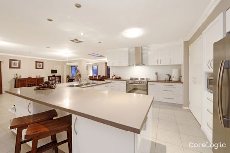 Property photo of 42 Ellendale Street Rowville VIC 3178