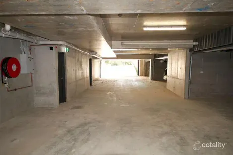 Property photo of 2/18 Wetherby Road Doncaster VIC 3108