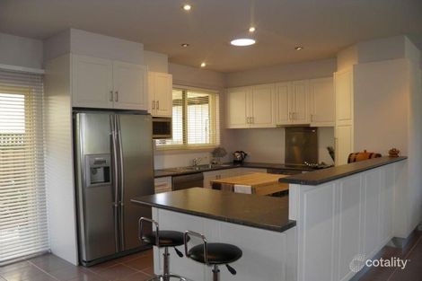 Property photo of 2/48 Leonard Avenue St Albans VIC 3021