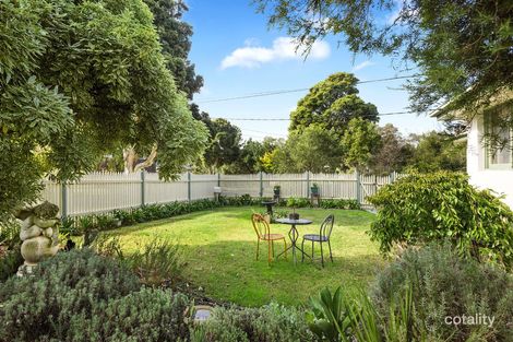 Property photo of 10 Gary Court Croydon VIC 3136