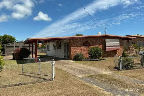 21 Caringa St, Urangan, QLD 4655