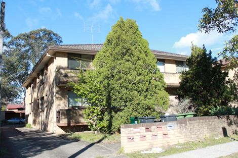 2/28 Bringelly Rd, Kingswood, NSW 2747