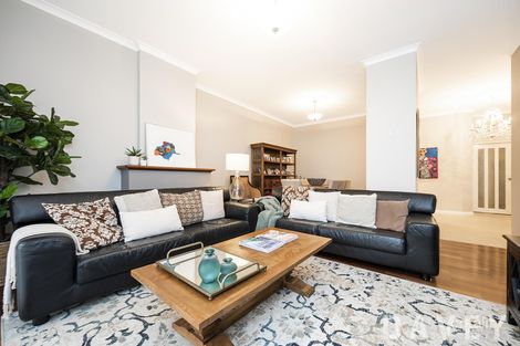 Property photo of 20 Illowra Way Duncraig WA 6023