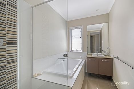 Property photo of 47 Great Keppel Crescent Mountain Creek QLD 4557