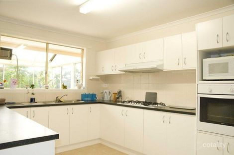 Property photo of 24 Postregna Way Skye VIC 3977