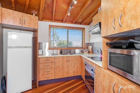 Property photo of 23 The Foredeck Manyana NSW 2539