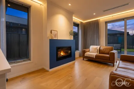 Property photo of 2 Sapphire Green Moana SA 5169