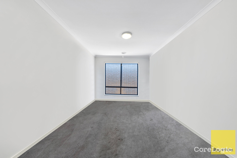 Property photo of 5 Melogold Crescent Tarneit VIC 3029