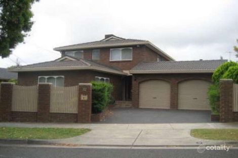 Property photo of 72 Village Drive Dingley Village VIC 3172