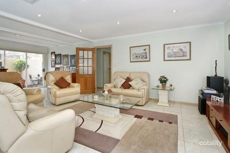 Property photo of 18 Brownlee Crescent Wheelers Hill VIC 3150
