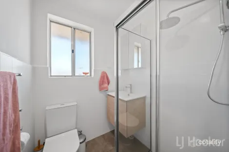 Property photo of 3/11 McKeahnie Street Crestwood NSW 2620