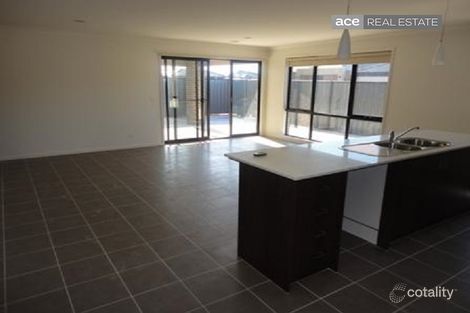 Property photo of 8 Mowbray Drive Point Cook VIC 3030