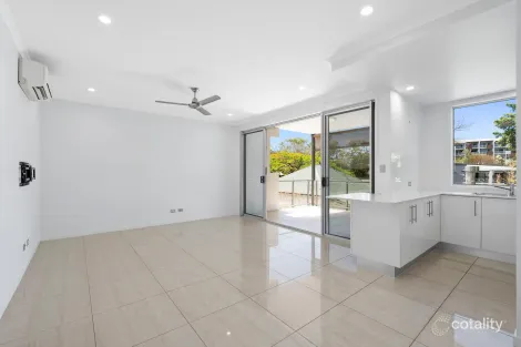 Property photo of 2/12 Kings Road Taringa QLD 4068