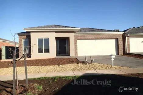 Property photo of 79 Manuka Grove Wyndham Vale VIC 3024