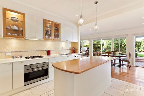 Property photo of 23 Severn Street Balwyn North VIC 3104