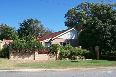 Property photo of 2 Crabbe Place Karrinyup WA 6018