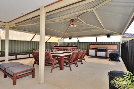 Property photo of 13 Cologne Gardens Port Kennedy WA 6172