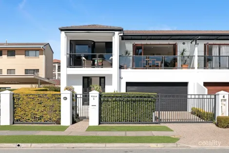 Property photo of 1/4 Parr Street Biggera Waters QLD 4216