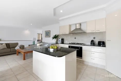 Property photo of 1/4 Parr Street Biggera Waters QLD 4216