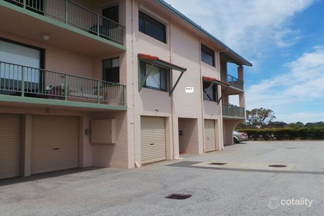 Property photo of 4/13 Sussex Place Halls Head WA 6210