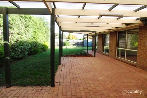 Property photo of 2 Deanswood Place Brookfield VIC 3338