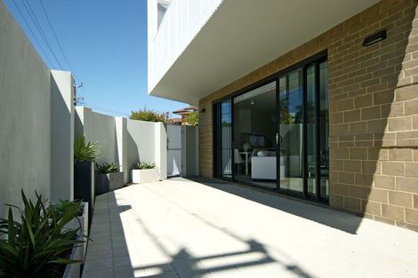 Property photo of 1/277A Mill Point Road South Perth WA 6151