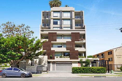 1/43 Lenneberg St, Southport, QLD 4215