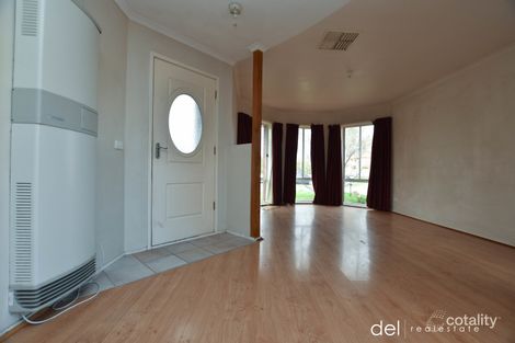 Property photo of 127 Kendall Drive Narre Warren VIC 3805
