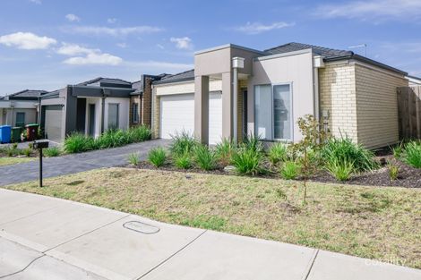 Property photo of 13 Denistoun Crescent Cranbourne VIC 3977