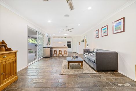 Property photo of 25 Beveridge Drive Green Point NSW 2251