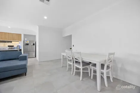 Property photo of 44 Lavinia Crescent Secret Harbour WA 6173