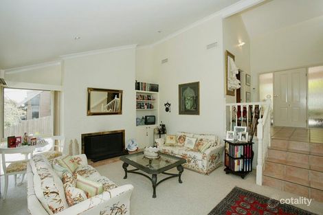 Property photo of 50-52 Frogmore Crescent Park Orchards VIC 3114