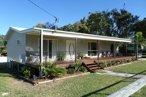 18 Udara Dr, Macleay Island, QLD 4184