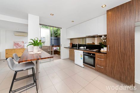 Property photo of 2/50 Ormond Road Elwood VIC 3184