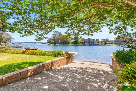 Property photo of 23 Rest Point Parade Tuncurry NSW 2428