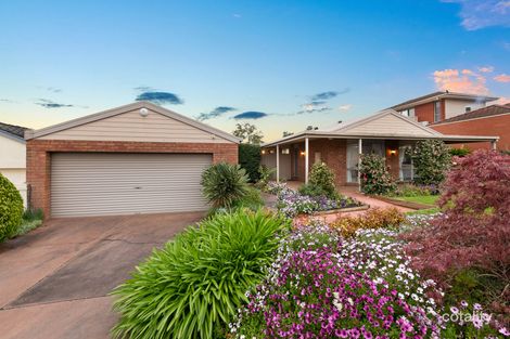 Property photo of 8 Avebury Drive Berwick VIC 3806
