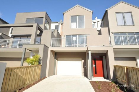 6 Yellow Gum Cres, Mooroolbark, VIC 3138