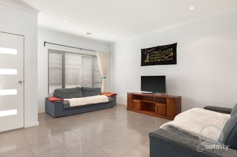 Property photo of 9 Charger Lane Cranbourne East VIC 3977