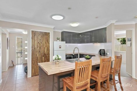 Property photo of 10 Dalmaso Close Birkdale QLD 4159