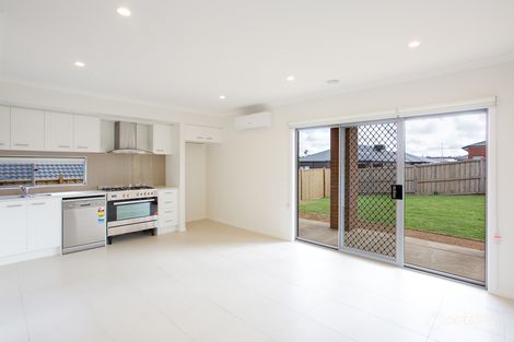 Property photo of 28 Pontiac Drive Smythes Creek VIC 3351