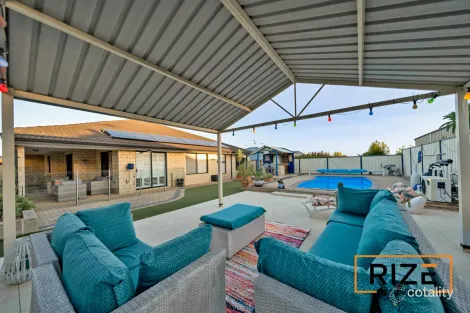 Property photo of 41 Hinckley Parkway Hocking WA 6065