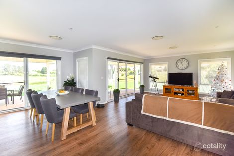 Property photo of 98 Charles Booth Way Millthorpe NSW 2798