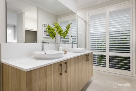 Property photo of 35 Bellefontaine Grove Mindarie WA 6030